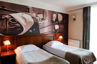Отель Hotel Lipowy Most Супрасль Стандартный двухместный номер с 1 кроватью или 2 отдельными кроватями-6